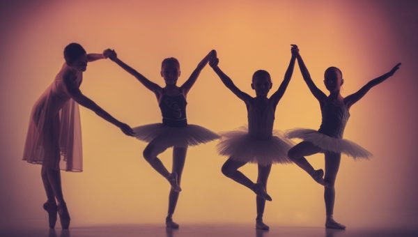 Extracurricular Activities: 4 Reasons Why You Should Enroll Your Child in Dance Class