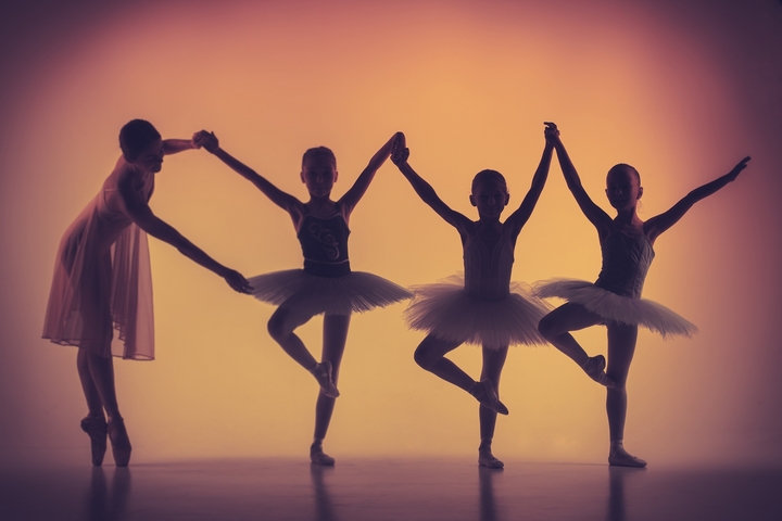 Extracurricular Activities: 4 Reasons Why You Should Enroll Your Child in Dance Class