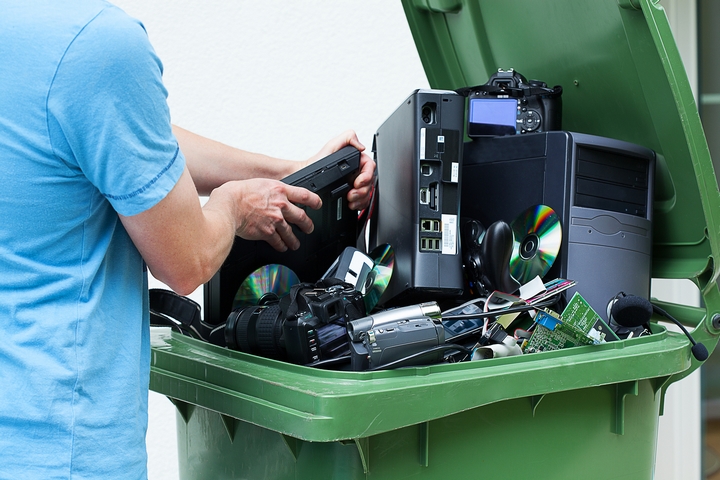 4 Ways You’re Saving the Environment with Electronics Recycling