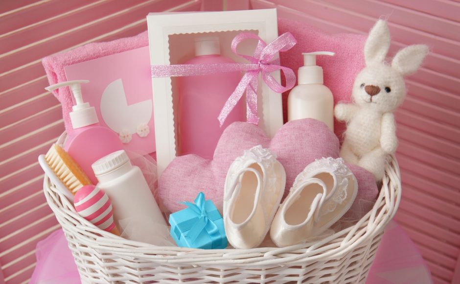 A Gift from the Heart: 7 Ways to Personalize Your Gift Baskets