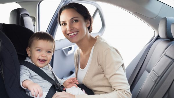 Mom On The Go: 4 Tips for Working Moms Who Want to Buy a New Honda