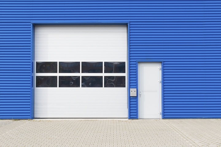 Open Up: 5 Design Elements of an Industrial Door