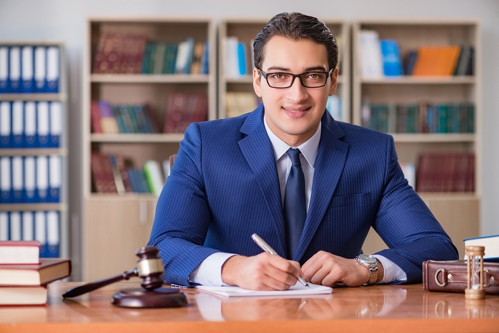 4 Ways to Prepare for Meeting a Lawyer
