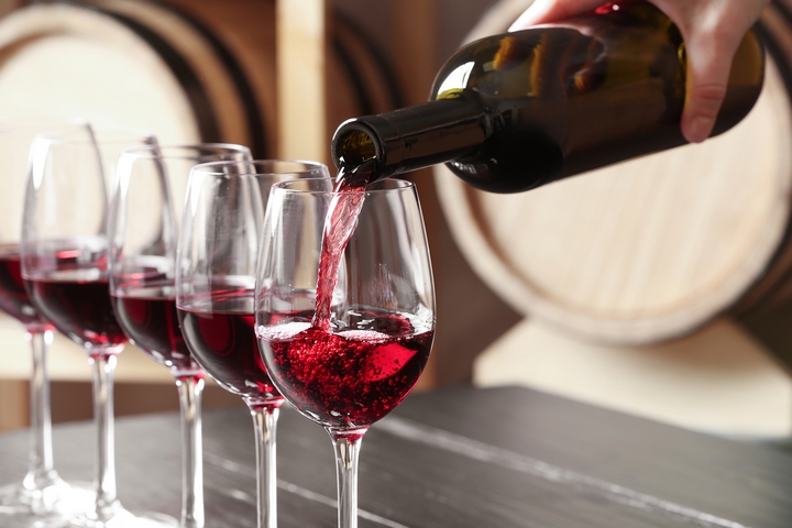 The Wine Guide: 8 Best Wine Selection Tips from a Wine Lover