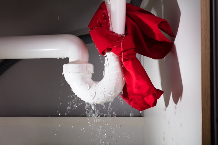 How to Stop a Leaking Pipe in 6 Simple Steps